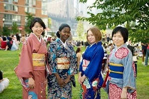 https://paris2.global-coding.com/ny/company_m/20110704_0107989_3.jpg,着物ヒロ　イン　ニューヨーク ニューヨーク