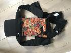 44番、12€
しろくま堂、おんぶ紐。
https://www.babywearing.jp/productinformation/babycarrierbackcarrier/backcarrier