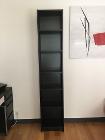 本棚
IKEA
幅:40cm/奥行き:28 cm/高さ:202cm
価格：25ユーロ

